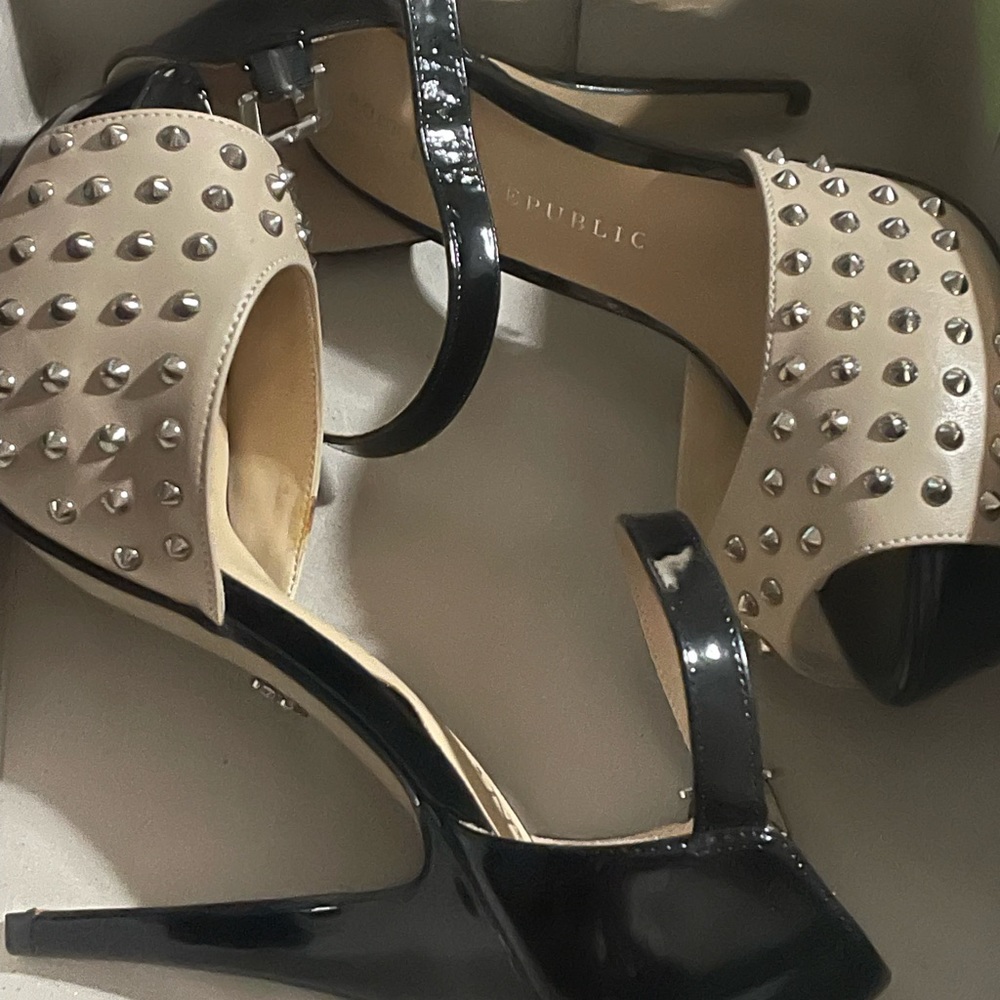 Rock and republic stilettos